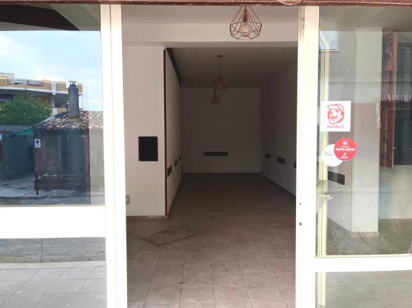Negozio in Via Benedetto Cairoli 169, Barcellona Pozzo Di Gotto, {3} - Foto 2