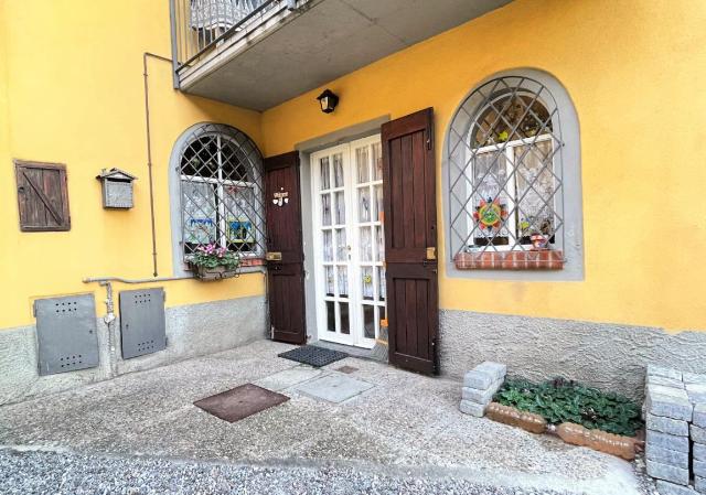 4-room flat in Via Edmondo De Amicis 1, Bregnano - Photo 1