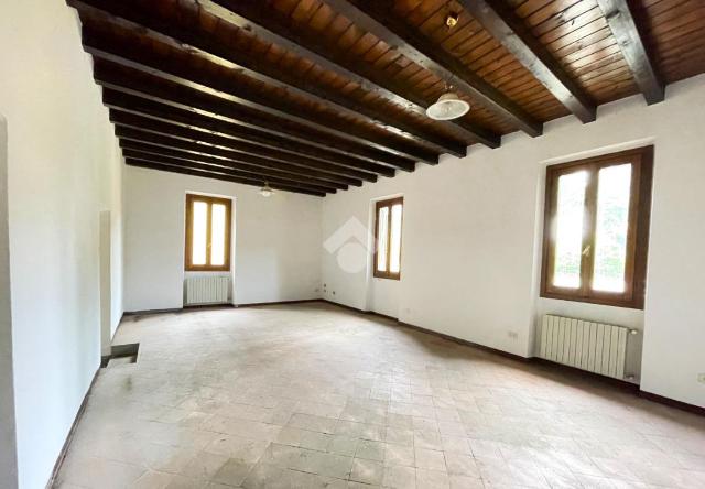 2-room flat in Via Scalabrini 108, Cermenate - Photo 1