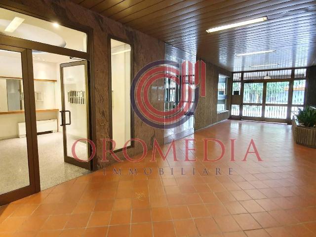 Shared office in Via Betty Ambiveri, Bergamo - Photo 1