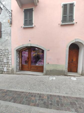 Macelleria in Via 4 Novembre, Ponte Di Legno, {3} - Foto 2