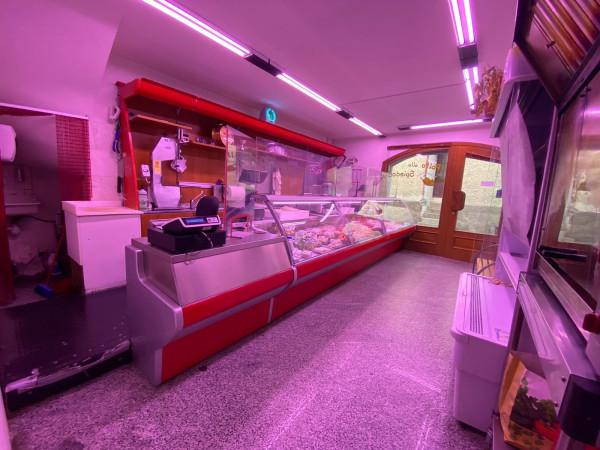 Macelleria in Via 4 Novembre, Ponte Di Legno, {3} - Foto 1
