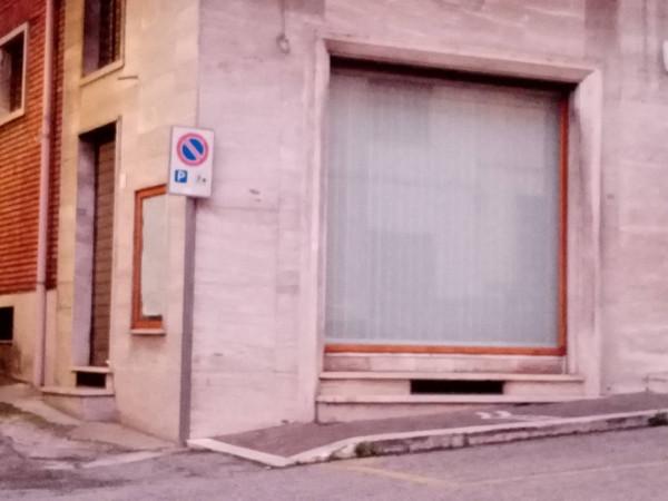 Negozio in Via Marco Minghetti, Frosinone, {3} - Foto 2