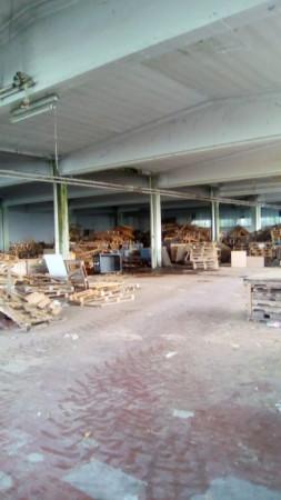 Capannone in Strada Provinciale Inveruno-Legnano, Busto Garolfo, {3} - Foto 2