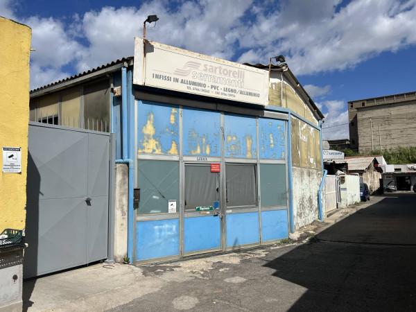 Negozio in Via Isonzo 10, Civitavecchia, {3} - Foto 1
