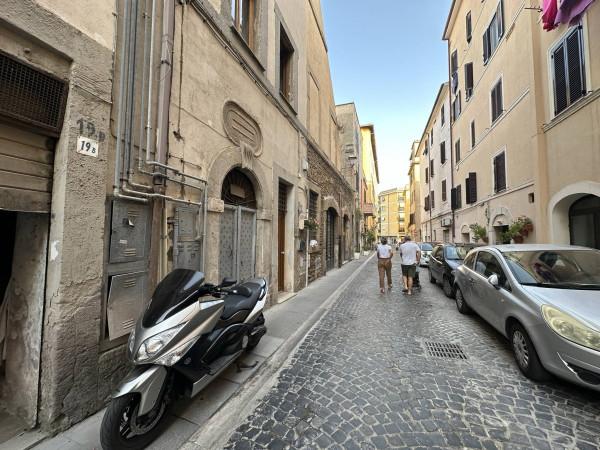 Magazzino in Via Granari, Civitavecchia, {3} - Foto 2