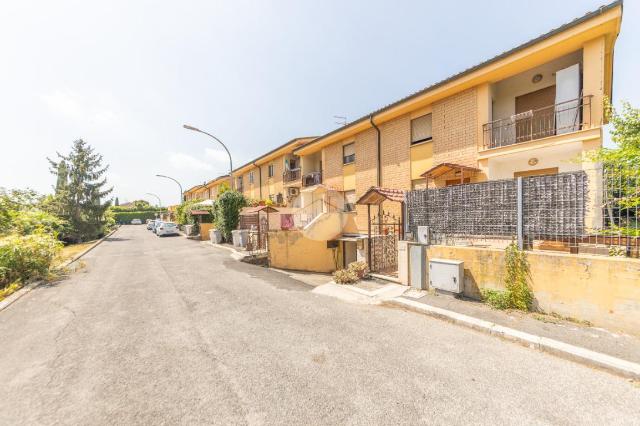 Villa a schiera in Via Don Vito Boccuzzi 34, Guidonia Montecelio - Foto 1