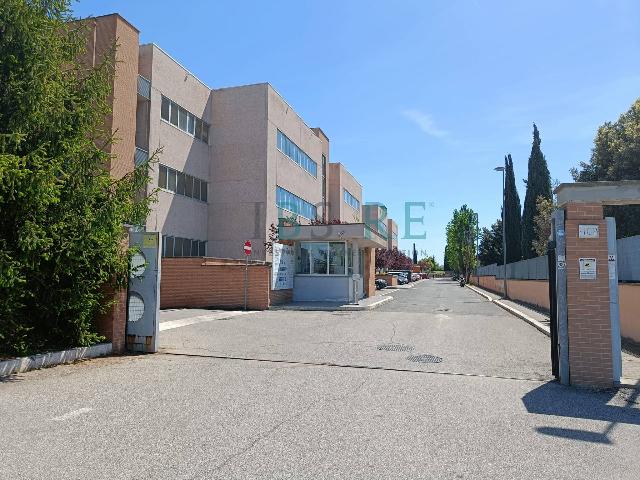 Office in Via Giacomo Peroni, Roma - Photo 1