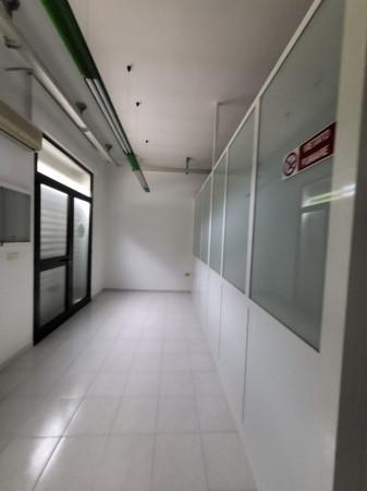 Negozio in , Andria, {3} - Foto 1