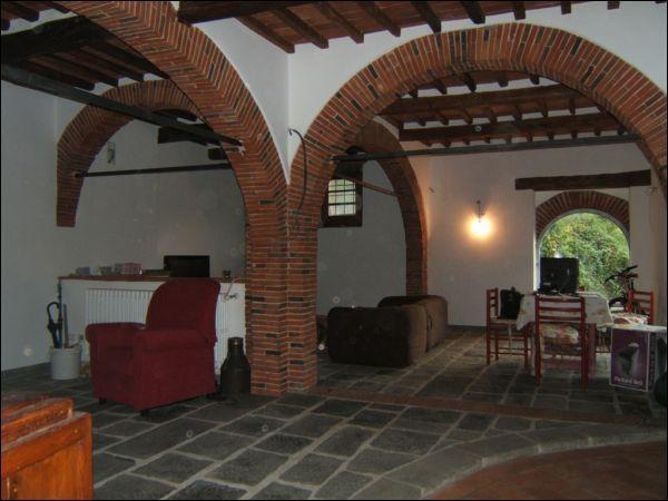 Country house or cottage, Buggiano - Photo 1