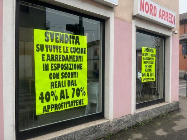 Negozio in Via Casalcermelli 30, Alessandria, {3} - Foto 2