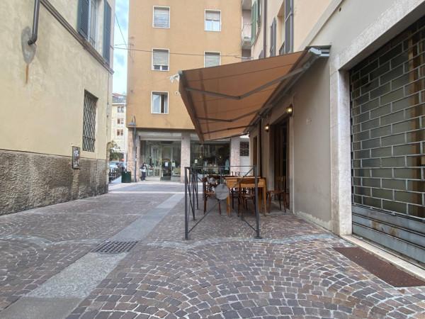 Negozio in Via G.Rosa 36, Brescia, {3} - Foto 1