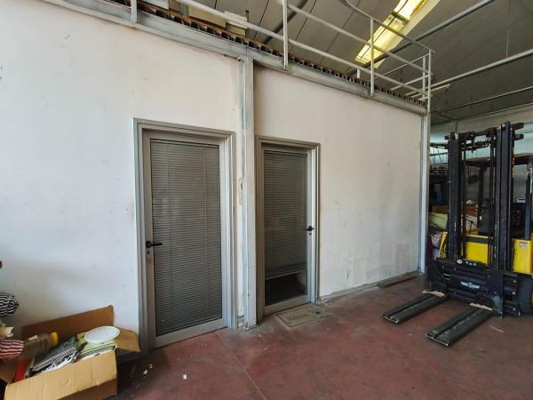 Magazzino in Via Franco Vannetti Donnini, Prato, {3} - Foto 1