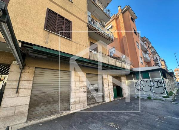 Negozio in Via delle Betulle 46, Roma, {3} - Foto 2