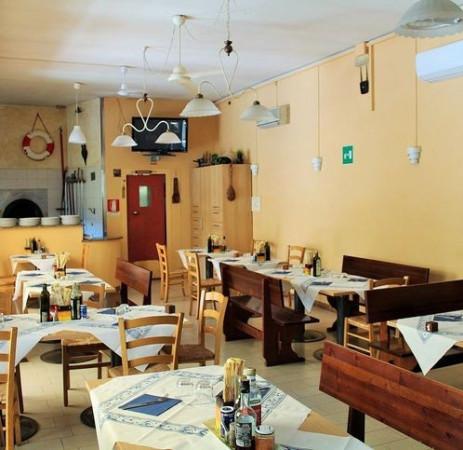 Negozio in Piazza Martiri della Liberta 1, Rosolina, {3} - Foto 2