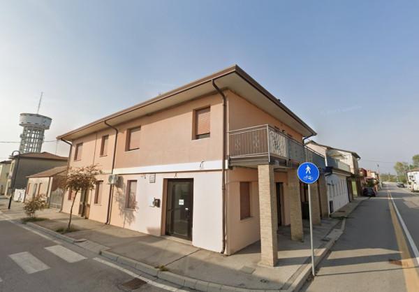 Negozio in Via Milite Ignoto 99, Taglio Di Po, {3} - Foto 1