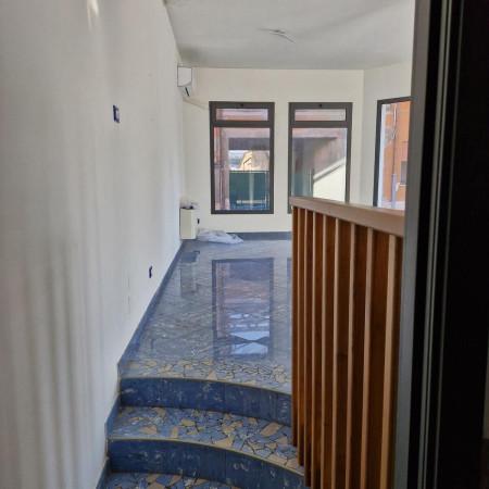 Negozio in Piazza Giuseppe Garibaldi 7, Porto Viro, {3} - Foto 2