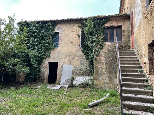 Casale in vendita a Siena
