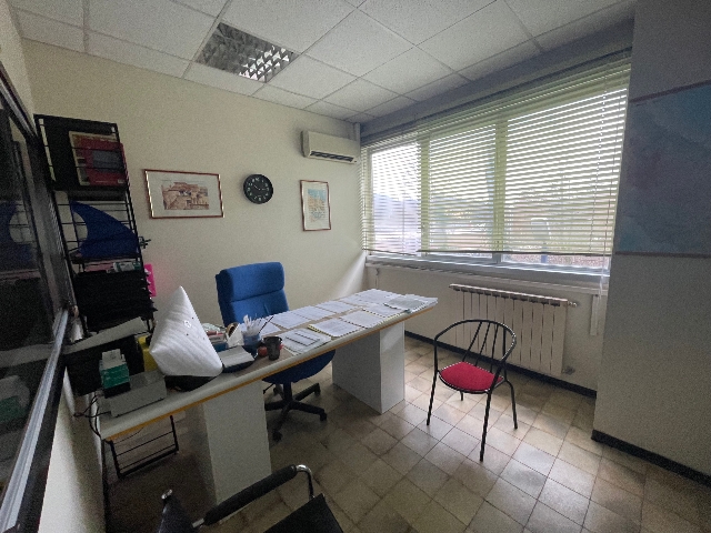 Büro in Viale Pietro Toselli, Siena - Foto 1