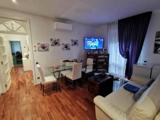 4-room flat in Viale delle Regioni, Siena - Photo 1