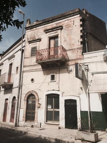 Detached house in Piazza Garibaldi, Cassano delle Murge - Photo 1