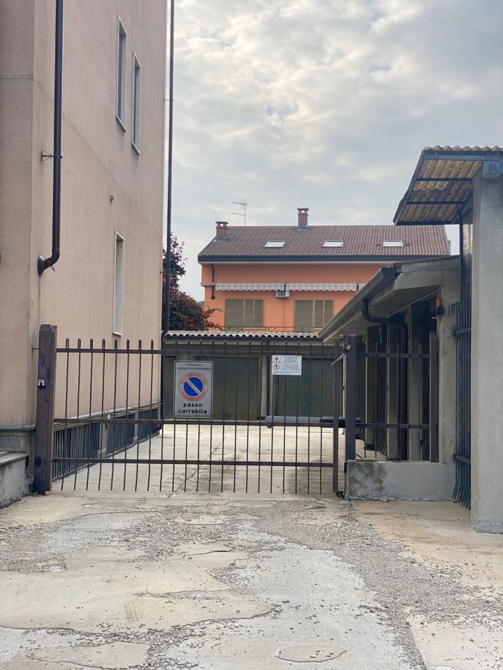 Autorimessa in Via Cagliero 18, Casale Monferrato, {3} - Foto 2