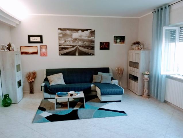 Apartament in {3}, Via Dante 4 - Photo 1