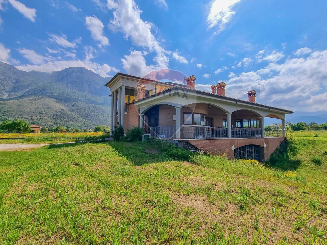 Villa in vendita a Sulmona