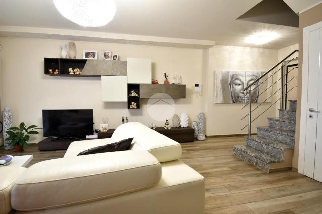 4-room flat in Piazza Marco Matta 1, Sangano - Photo 1