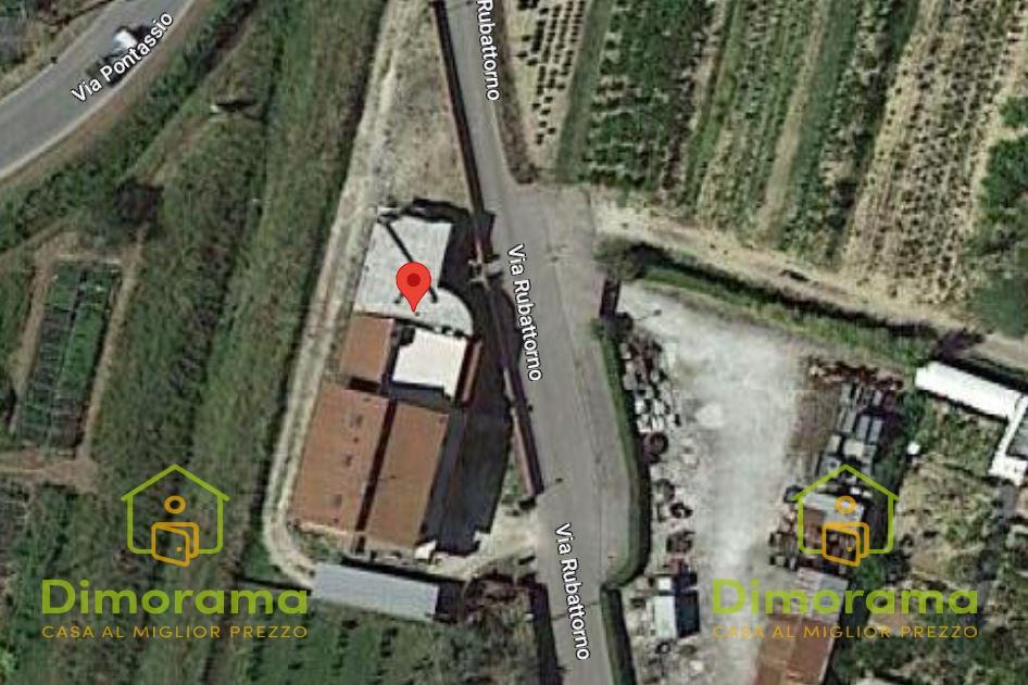 Officina in Via Rubattorno N.393, Quarrata - Foto 1