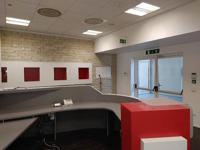 Shared office in Via Torri Bianche, Vimercate - Photo 1