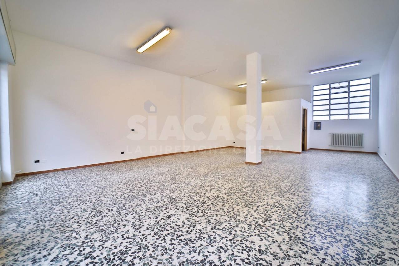 Negozio in , Vimodrone, {3} - Foto 1