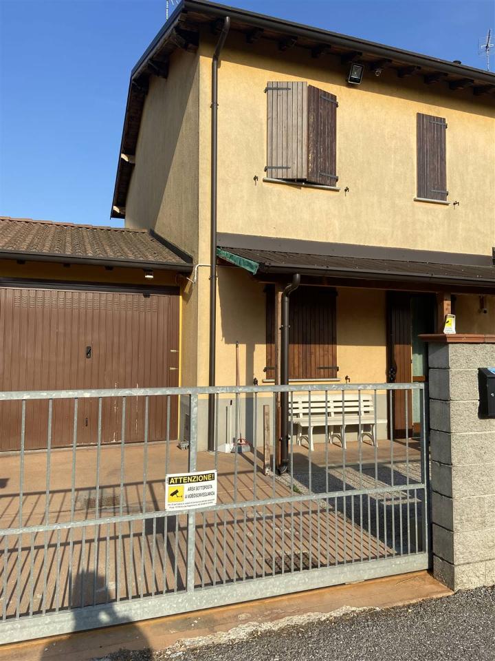 Negozio in , Monticelli D'Ongina, {3} - Foto 1