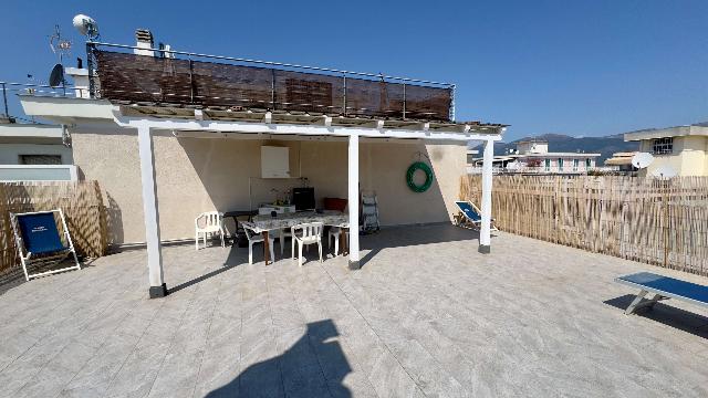 Apartament in Viale Pontelungo , Albenga - Photo 1