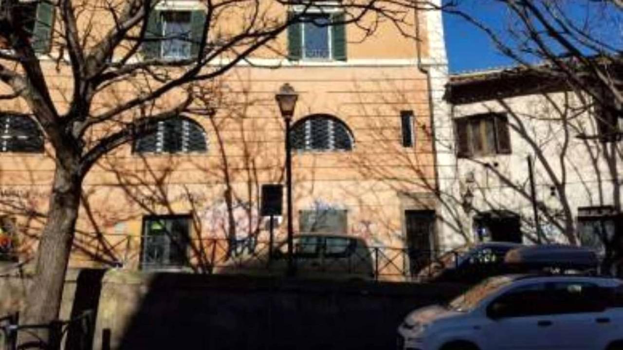 Negozio in Via Garibaldi, 88, 00153, Roma, {3} - Foto 2