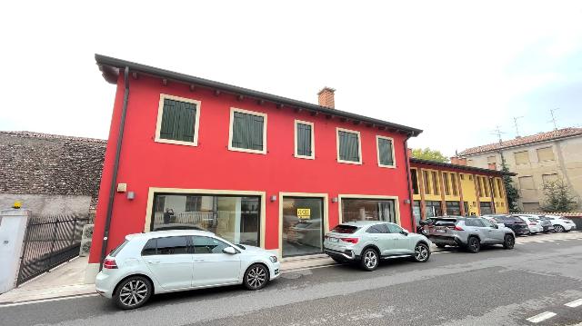 Negozio in Via Gio-Batta Troiani, 93/7069, 37069, Villafranca di Verona - Foto 1