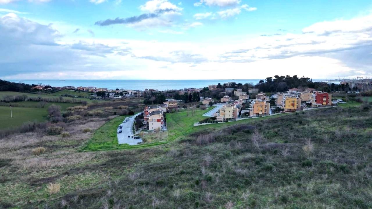 Terreno edificabile residenziale in vendita a Ancona
