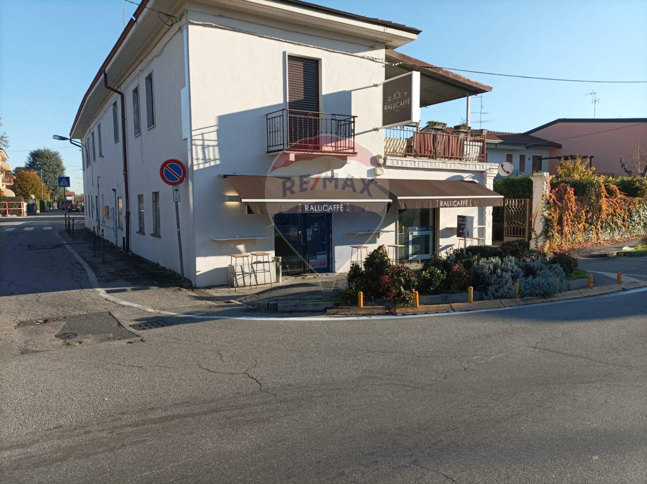 Bar in Via N, Locarno 90, Samarate - Foto 1