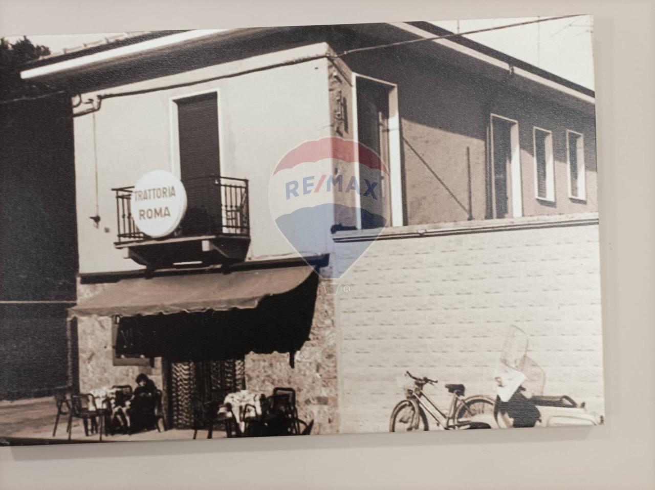 Bar in Via N, Locarno 90, Samarate - Foto 1