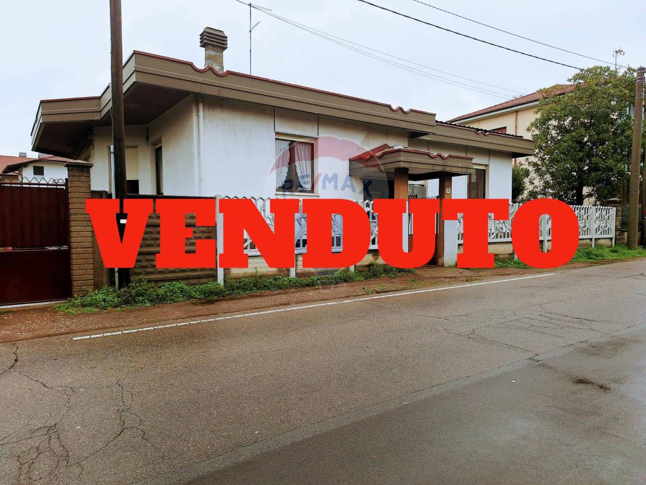 Villa in vendita a Busto Garolfo