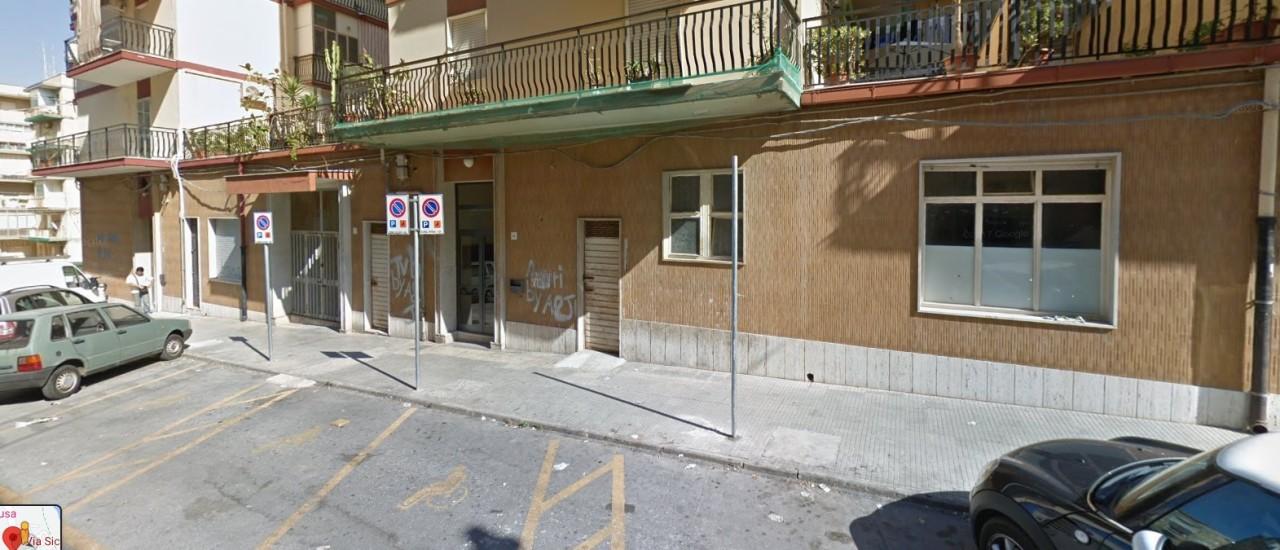 Palazzina commerciale in Via Toscana 13, Siracusa, {3} - Foto 2