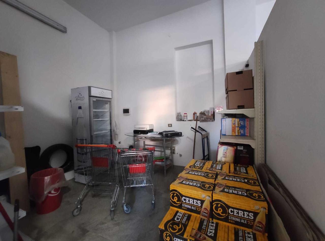 Palazzina commerciale in Via Filisto 115, Siracusa, {3} - Foto 2
