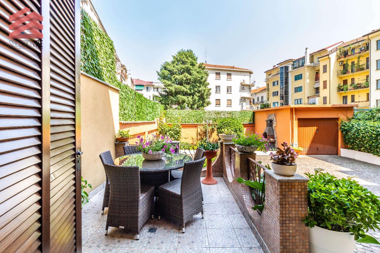 Villa unifamiliare in vendita a Novara
