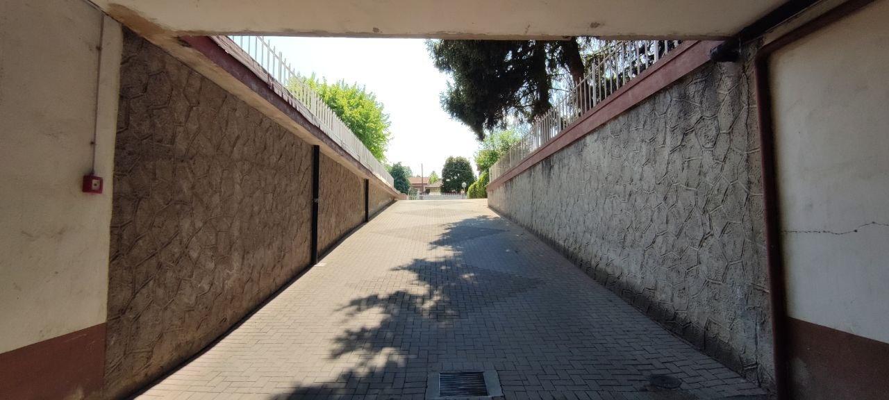 Parcheggio chiuso in Corso Casale 422, Torino - Foto 1