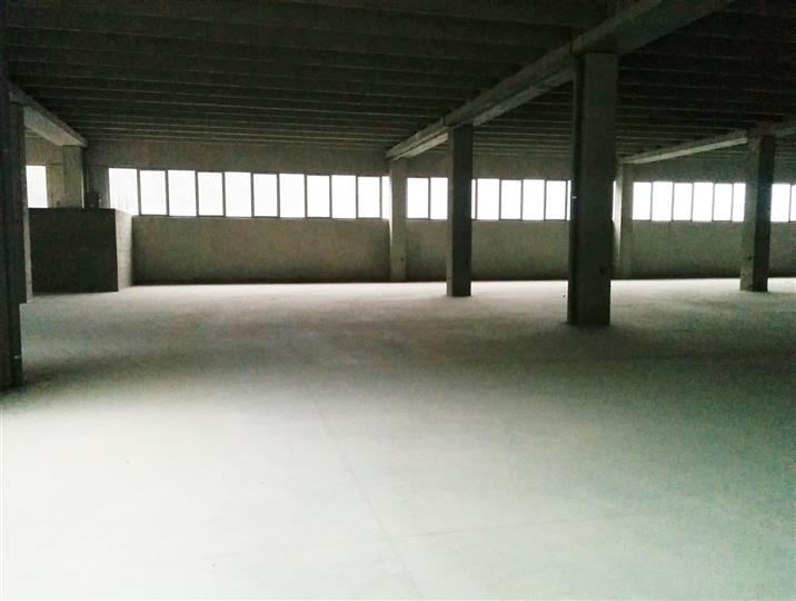 Laboratorio in , Lecco, {3} - Foto 1