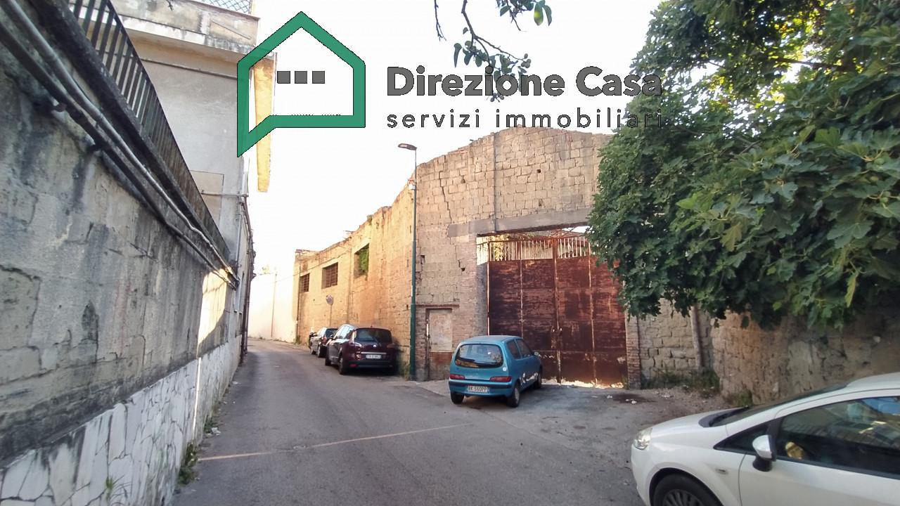 Capannone in Via del Pascone,22, Napoli - Foto 1