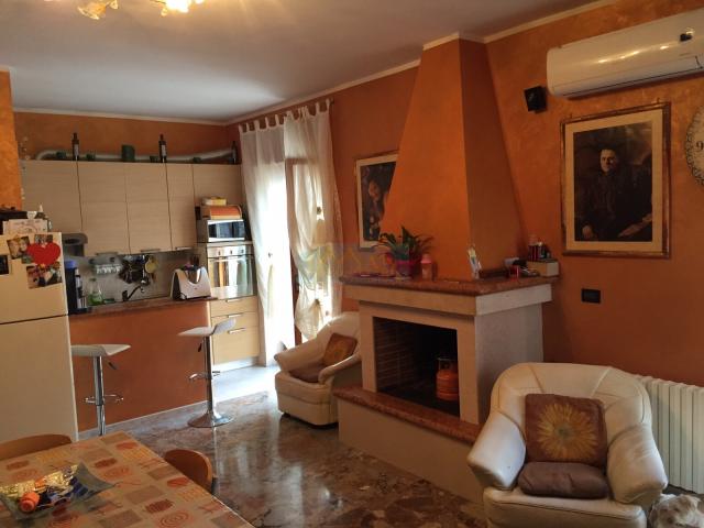 3-room flat in {3}, Via Bologna - Photo 1