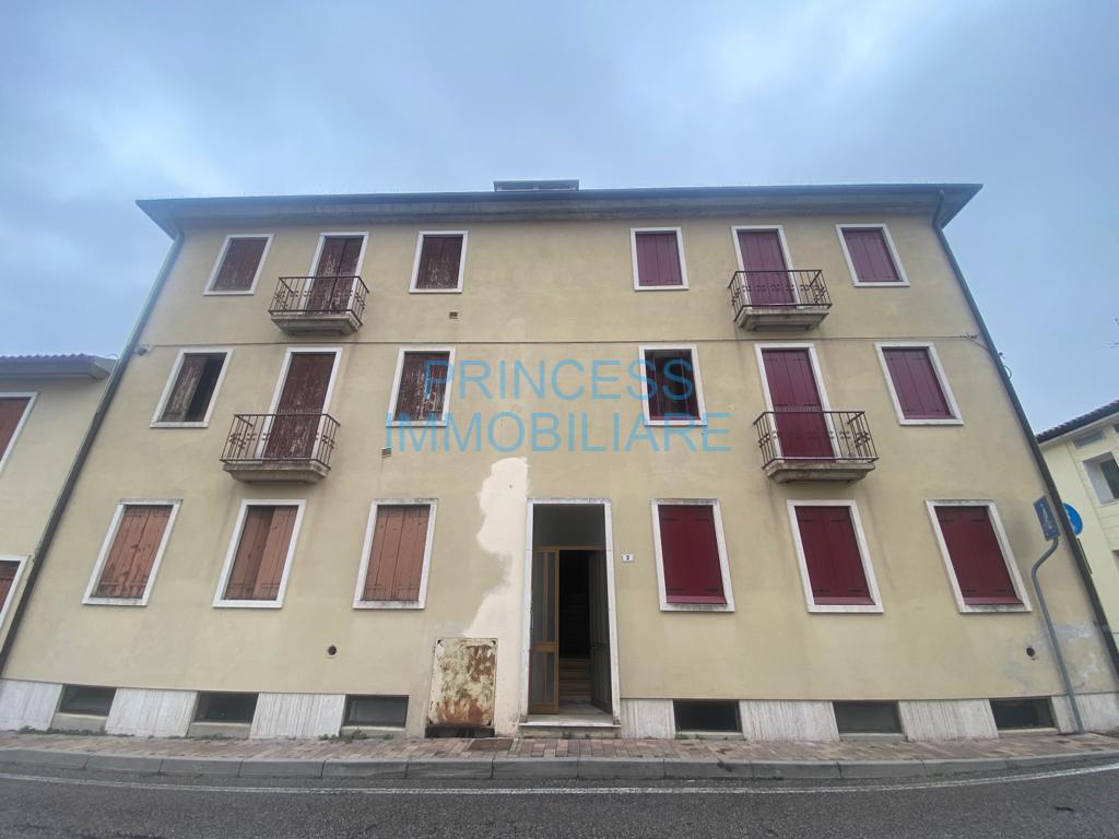 Appartamento in vendita a San Vito Di Leguzzano