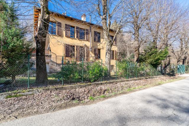 Vierzimmerwohnung in Via Vizzano, Sasso Marconi - Foto 1