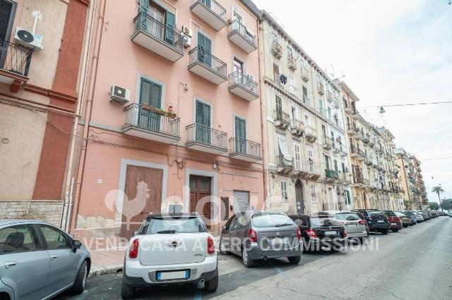 3-room flat in Via Vincenzo Pupino 93, Taranto - Photo 1